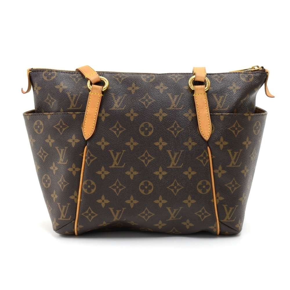 totally pm monogram canvas shoulder bag