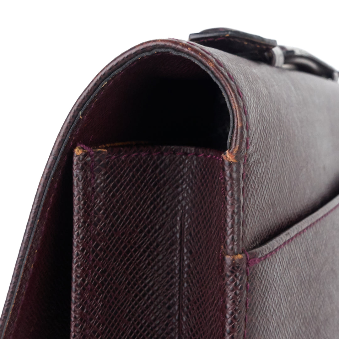 Louis Vuitton Burgundy Taiga Leather Robusto 2 Compartments Briefcase Louis  Vuitton