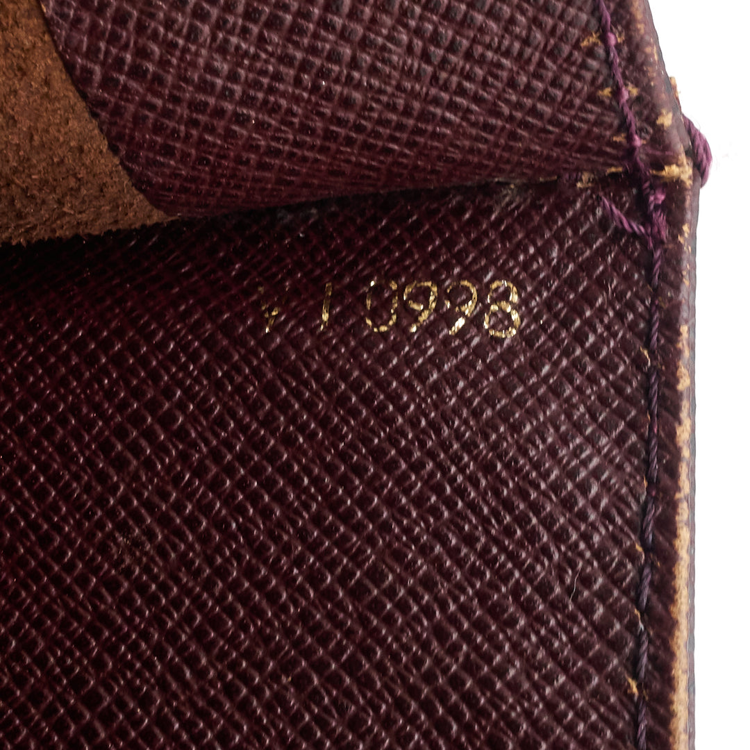 Louis Vuitton Vintage - Taiga Serviette Kazan Briefcase - Red