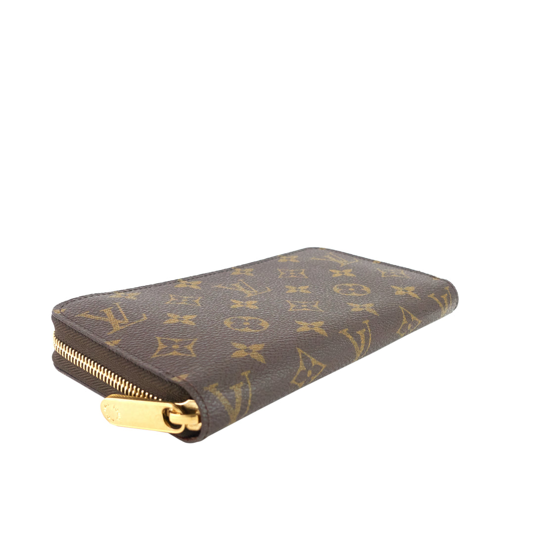 Louis Vuitton Zippy Monogram Canvas Wallet