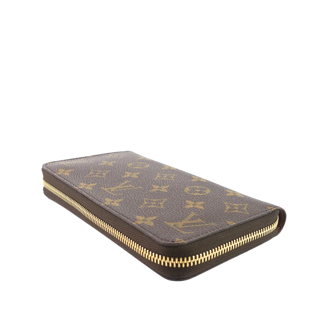 Louis Vuitton Zippy Monogram Canvas Wallet