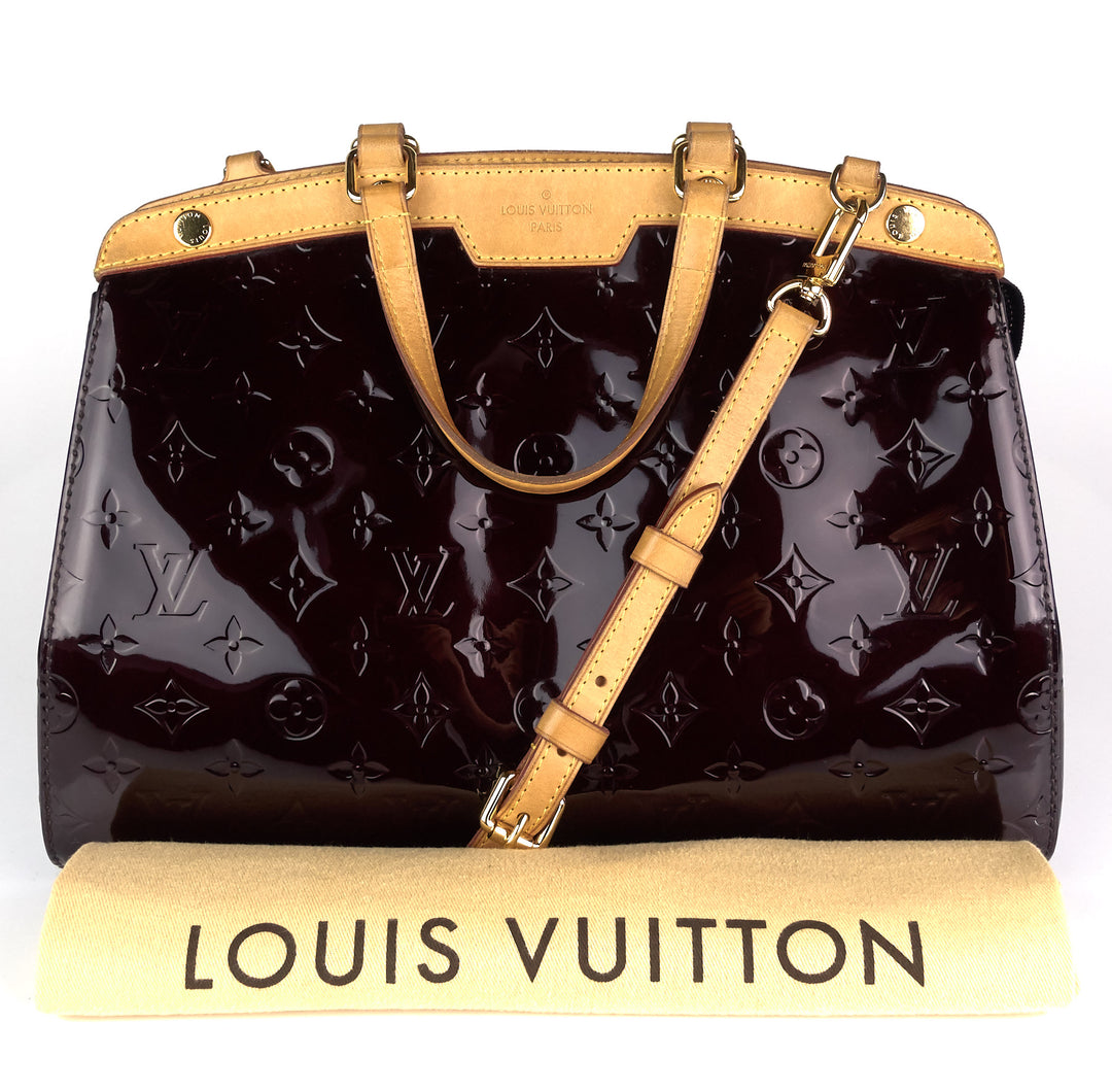 Patent leather handbag Louis Vuitton Turquoise in Patent leather - 29255608