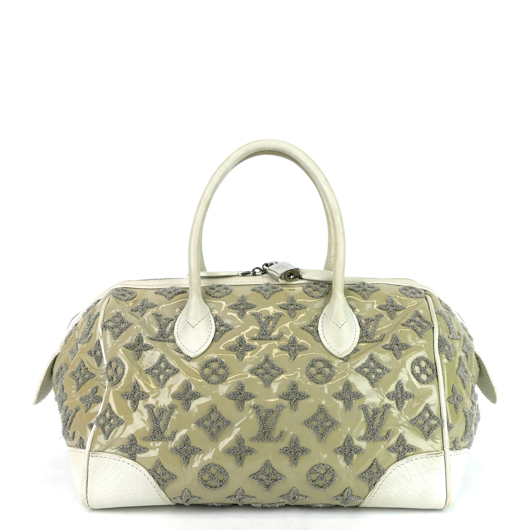 Louis Vuitton Patent Leather Handbag - 74 For Sale on 1stDibs