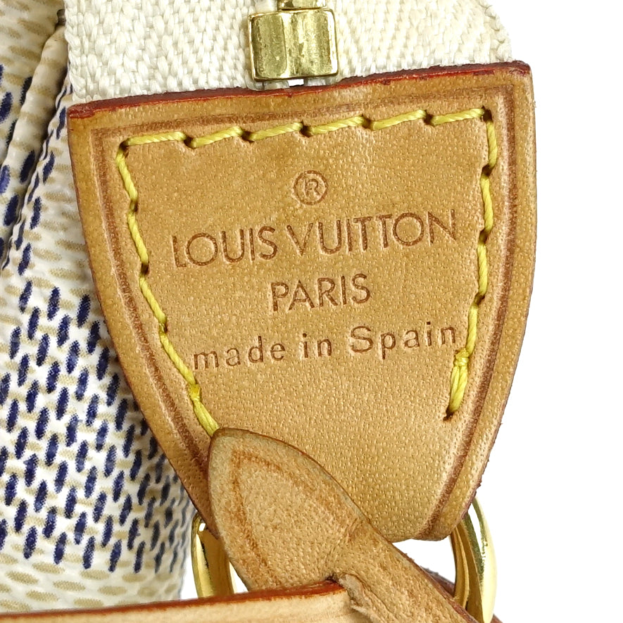 Louis Vuitton Pochette Accessoires Damier Azur Canvas ○ Labellov ○ Buy and  Sell Authentic Luxury